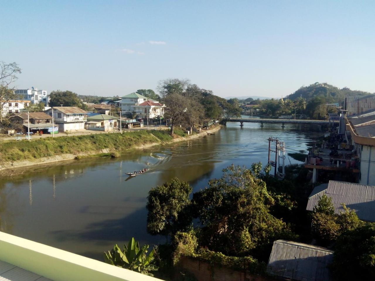 Kayah Land Hotel Loikaw Buitenkant foto