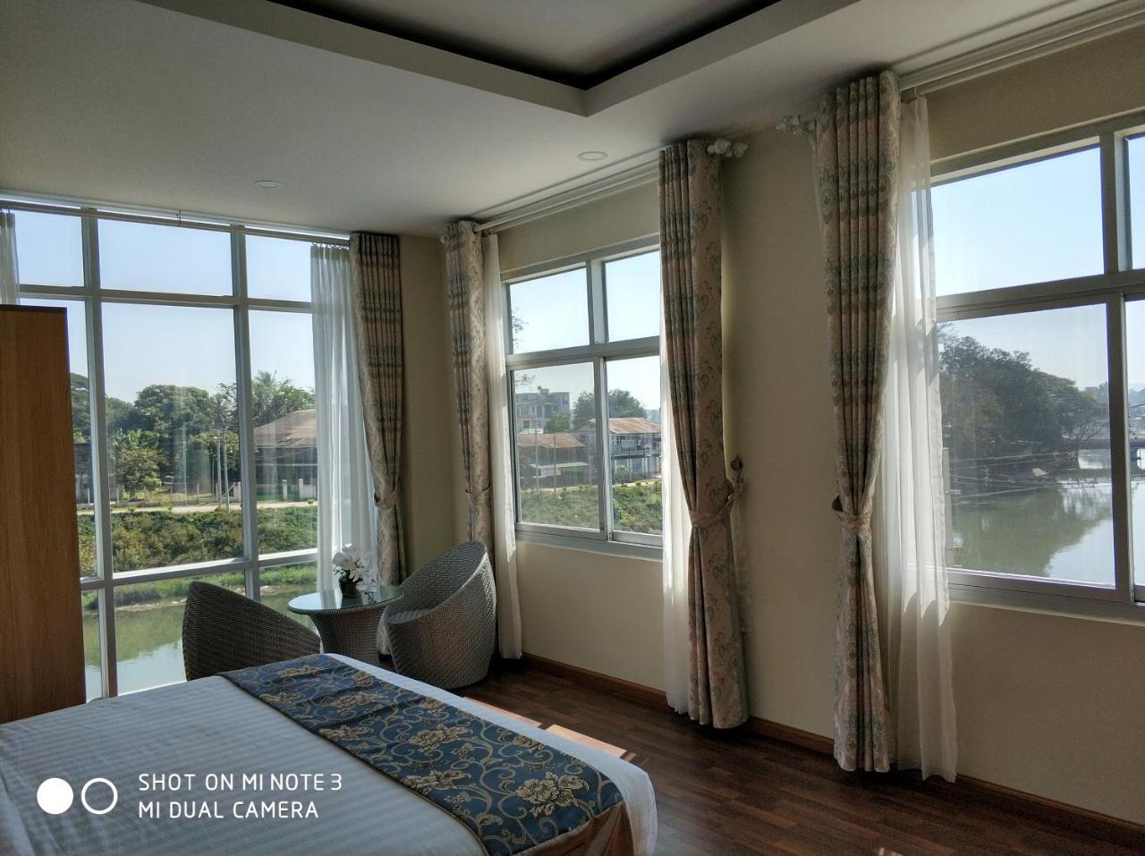 Kayah Land Hotel Loikaw Buitenkant foto