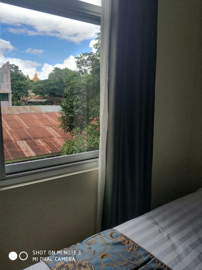Kayah Land Hotel Loikaw Buitenkant foto