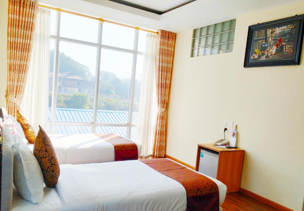 Kayah Land Hotel Loikaw Buitenkant foto