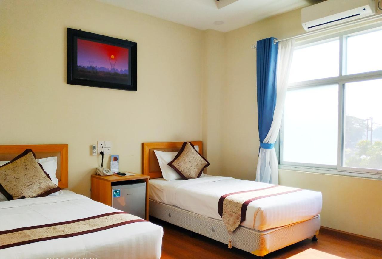 Kayah Land Hotel Loikaw Buitenkant foto